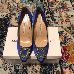Iconic Blue Manolo Blahnik Heals 💙